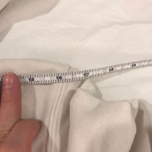 Levi’s white hoodie sz Large pink writing - Picture 6 of 8